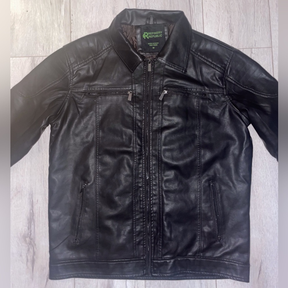 Two Leather Jackets - Picture 6 of 7